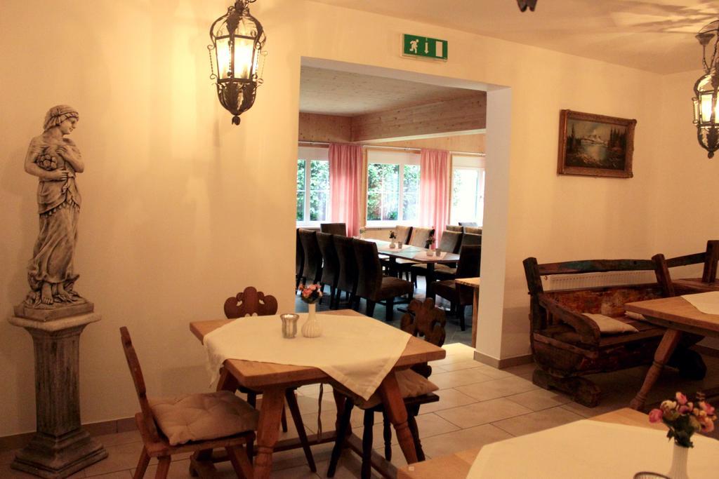 Landgasthof Fuerstenbrunn Grodig Luaran gambar